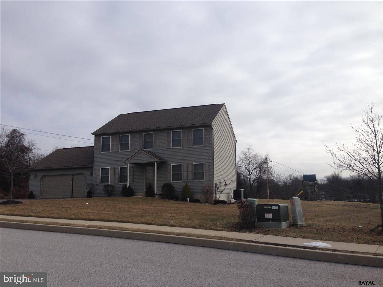 Dover, PA 17315,3948 LYN CIR