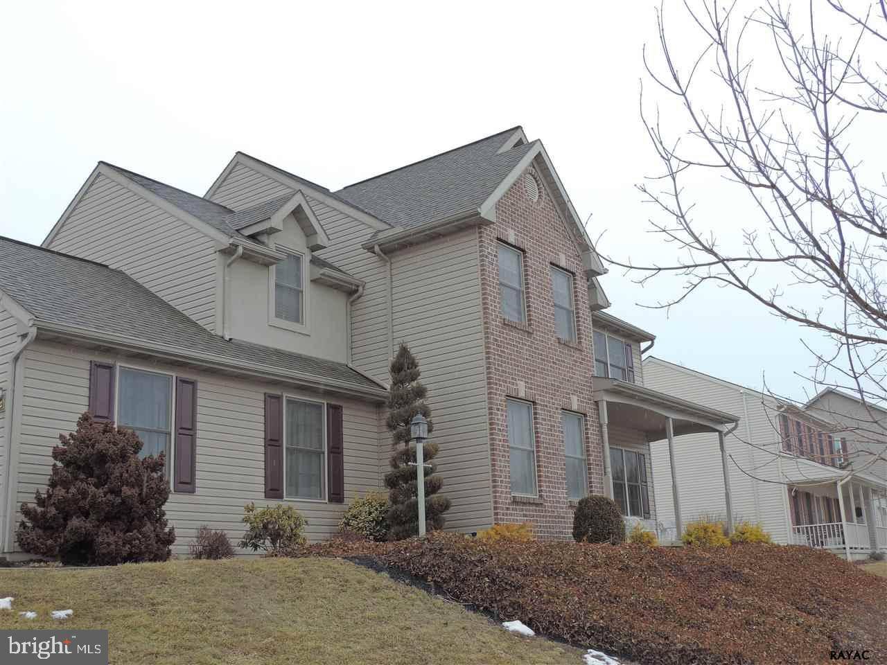 Dallastown, PA 17313,610 CARRIE DR