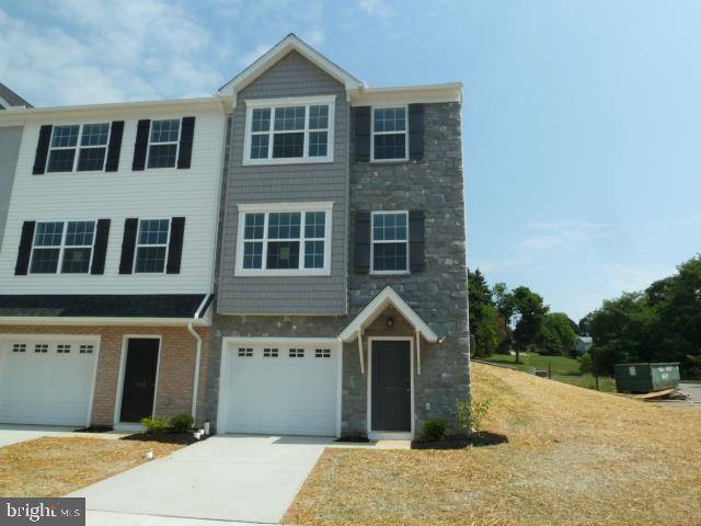 Red Lion, PA 17356,770 LANTERN CT