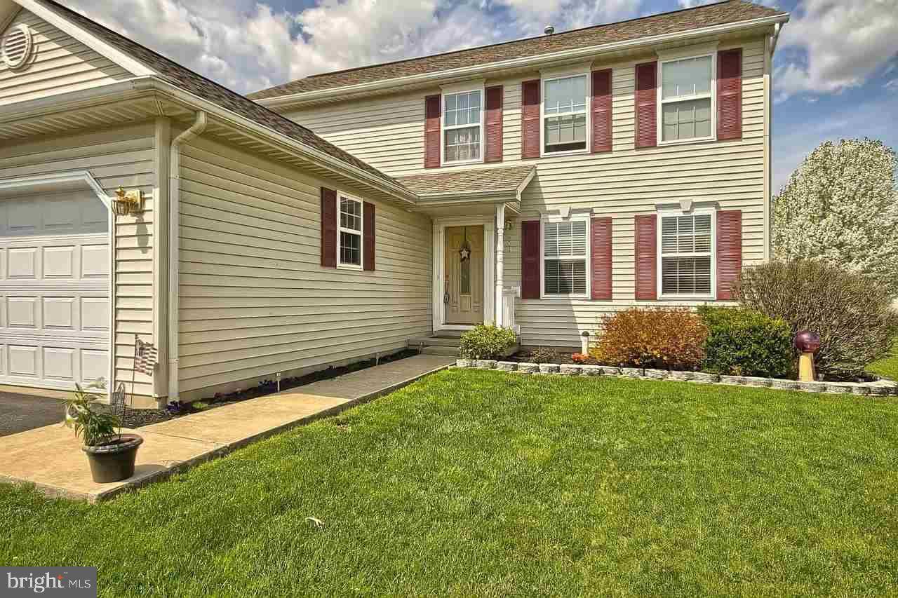 Dallastown, PA 17313,618 BLOSSOM HILL LN