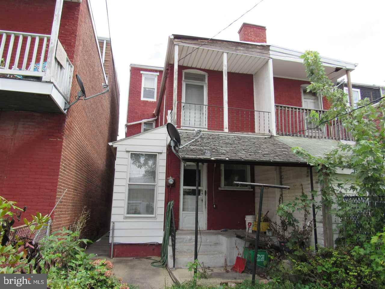 York, PA 17403,528 DALLAS ST