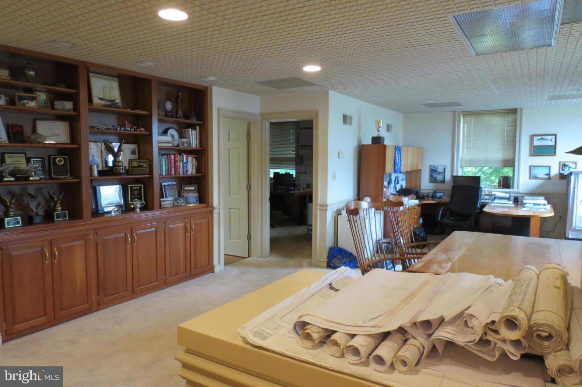 Lititz, PA 17543,168 W AIRPORT RD