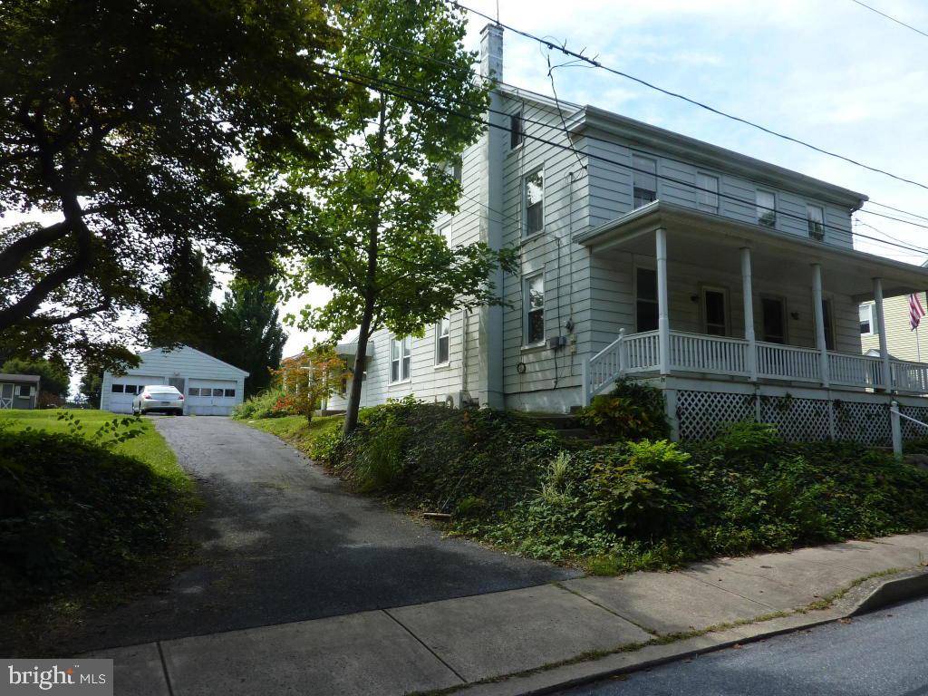 Lititz, PA 17543,34 MAPLE ST