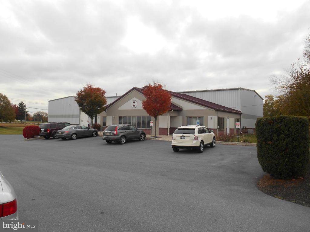 Manheim, PA 17545,2705 MOUNT JOY RD