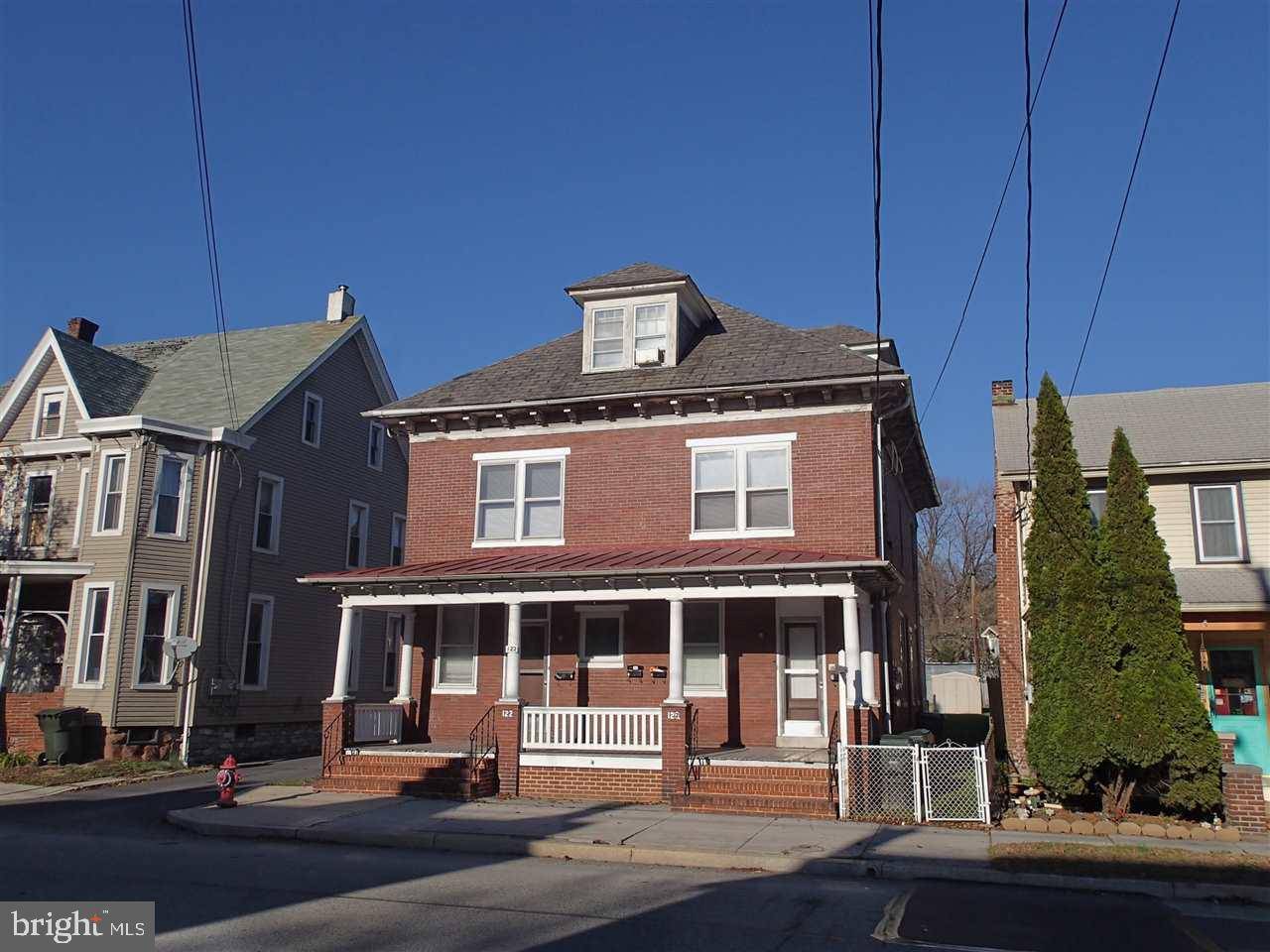 Highspire, PA 17034,122 2ND ST