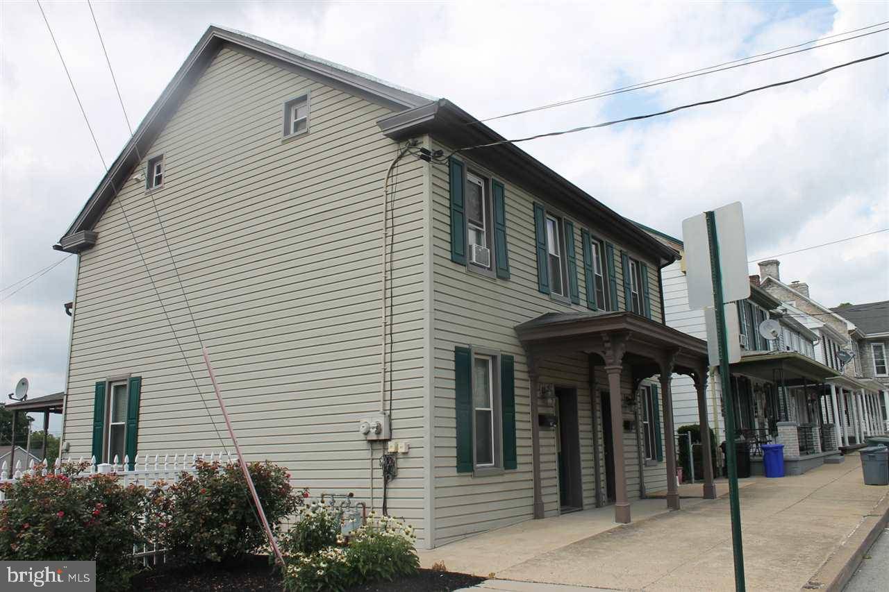 Shippensburg, PA 17257,417-419 E KING ST