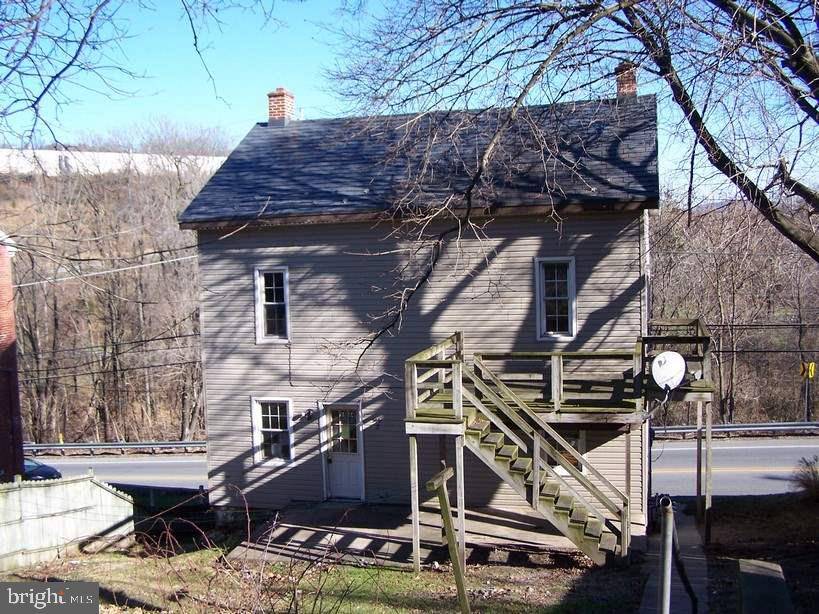 Emigsville, PA 17406,3444 N GEORGE ST