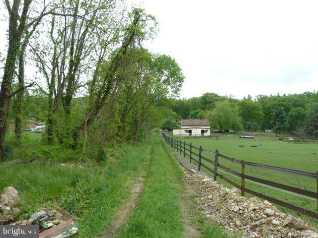 York, PA 17402,DRUCK VALLEY ROAD ACREAGE