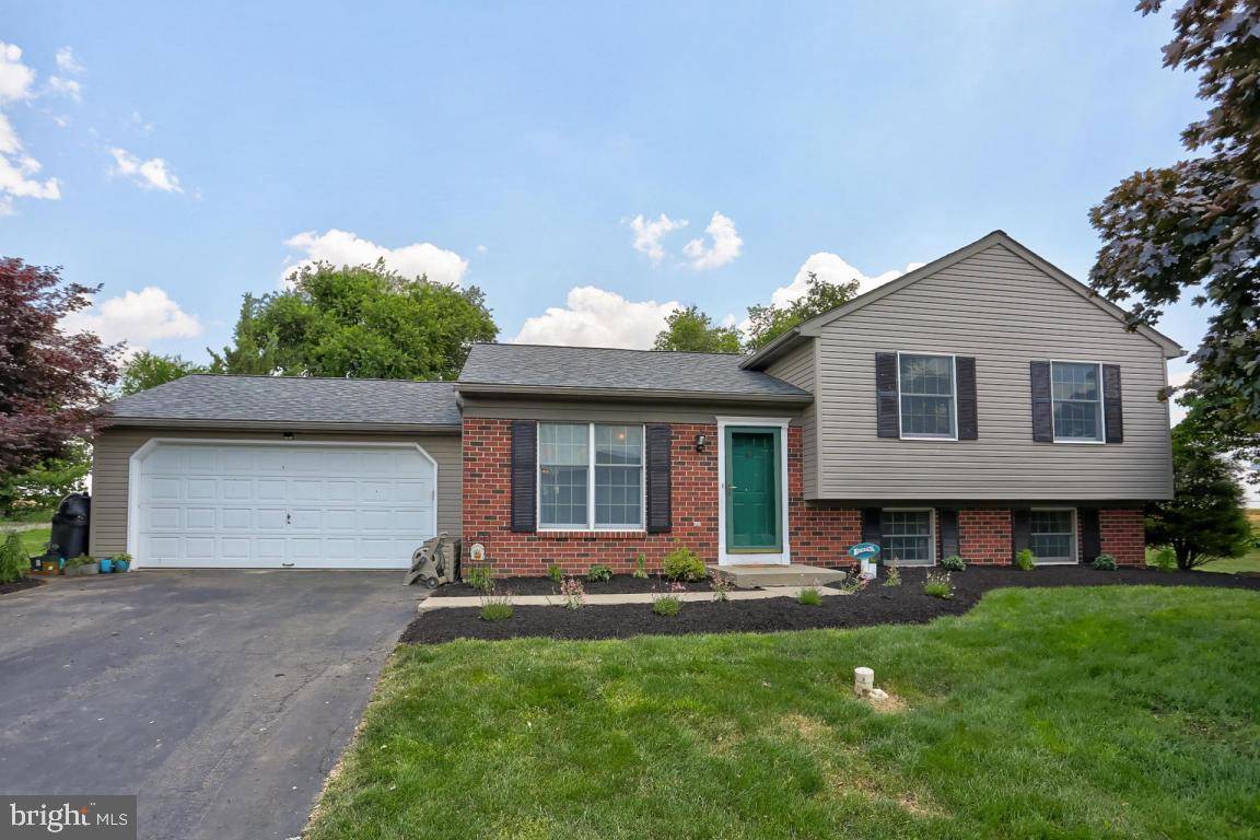 Marietta, PA 17547,34 COUNTRYSIDE LN