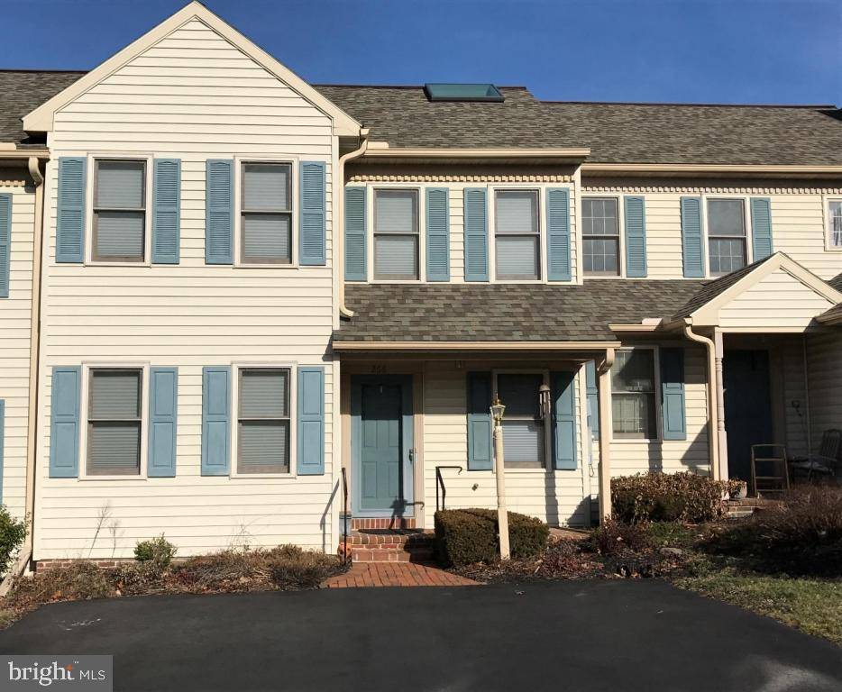 Ephrata, PA 17522,266 SAND CT