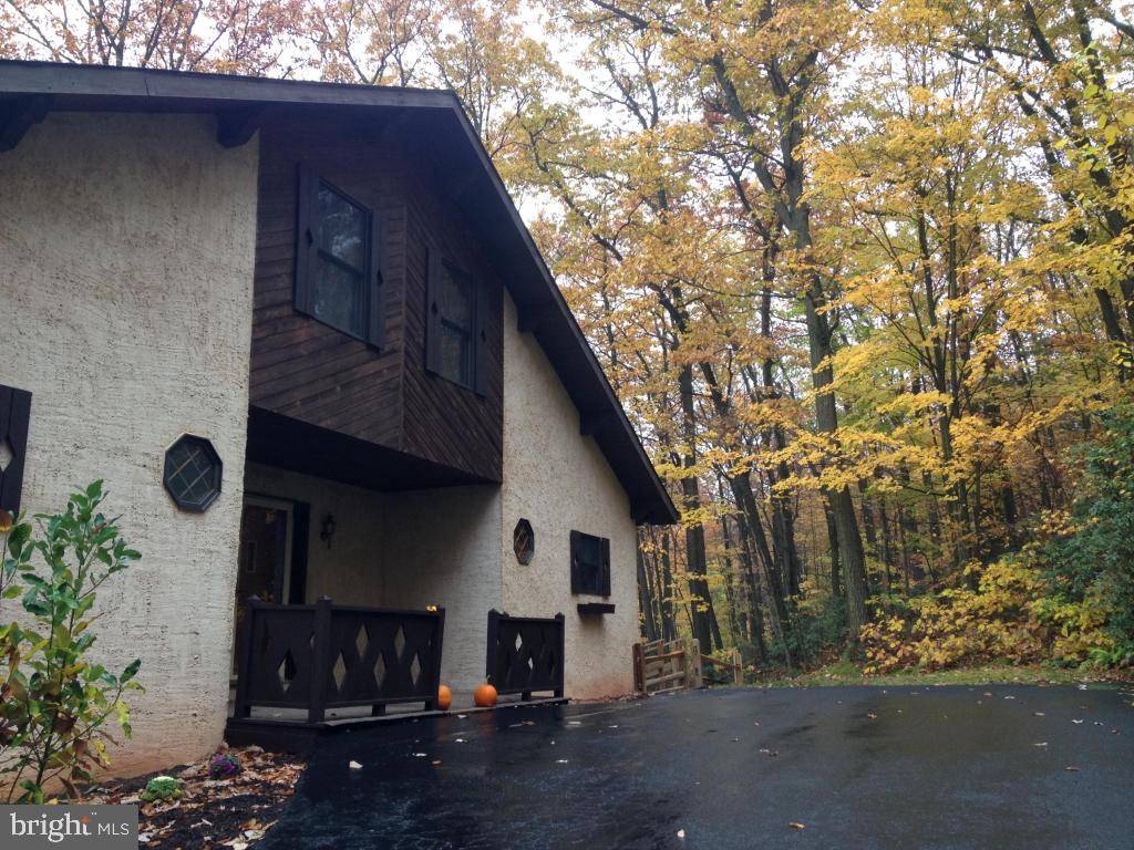 Reinholds, PA 17569,385 LAUREL RIDGE RD