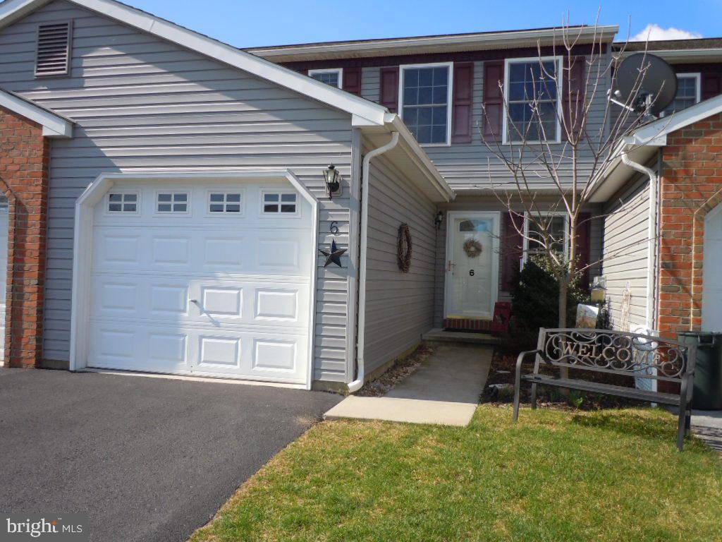 Jonestown, PA 17038,6 WILLIAMSBURG DR