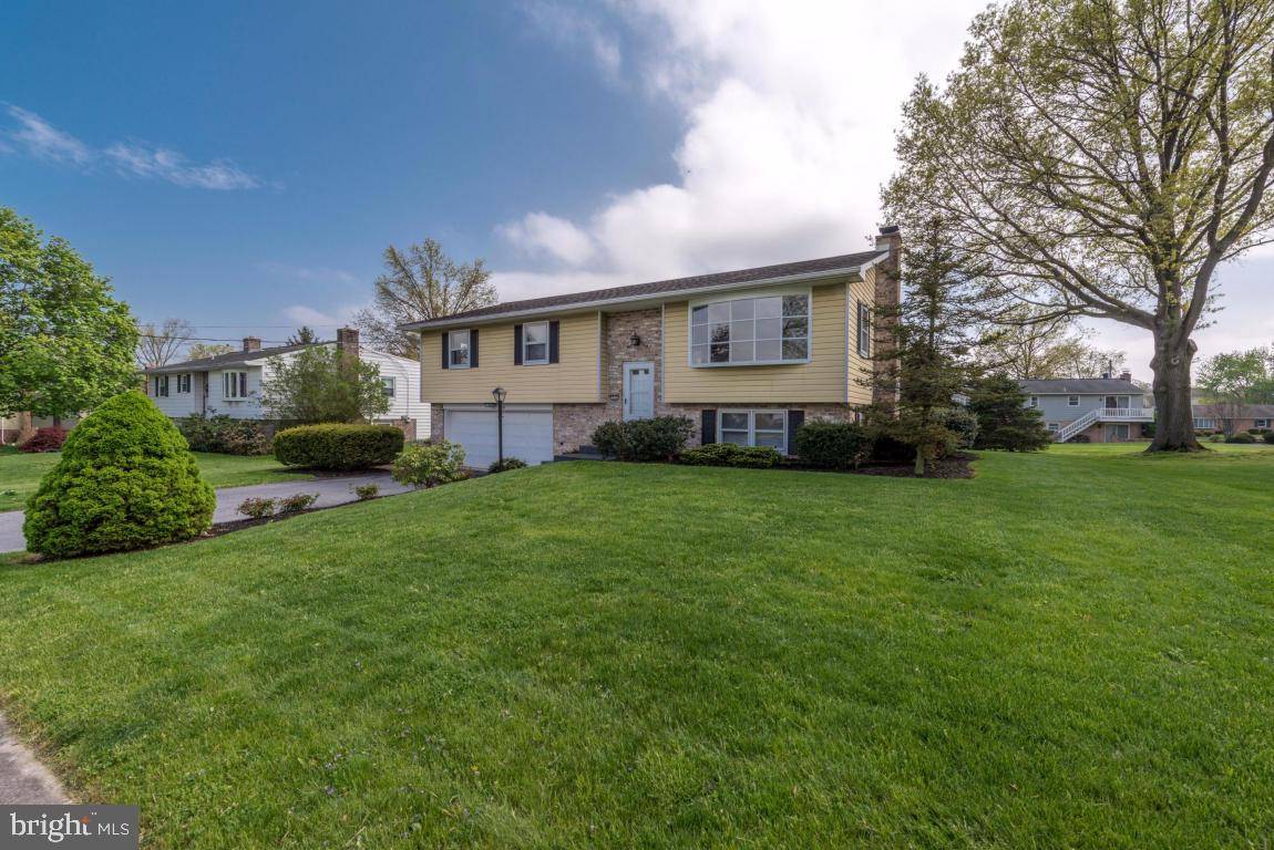 Manheim, PA 17545,316 PARKVIEW DR