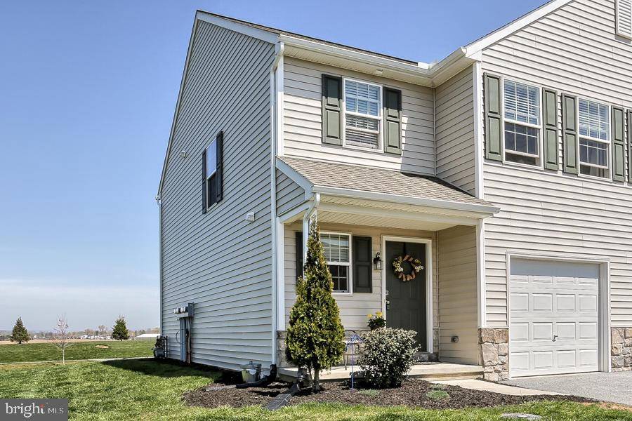 Palmyra, PA 17078,124 N VILLAGE CIR