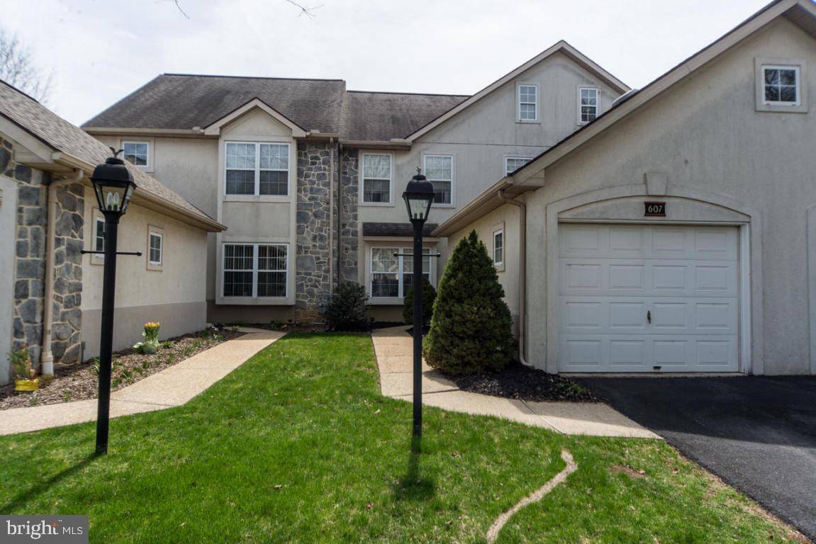 Millersville, PA 17551,607 CRESTGATE PL