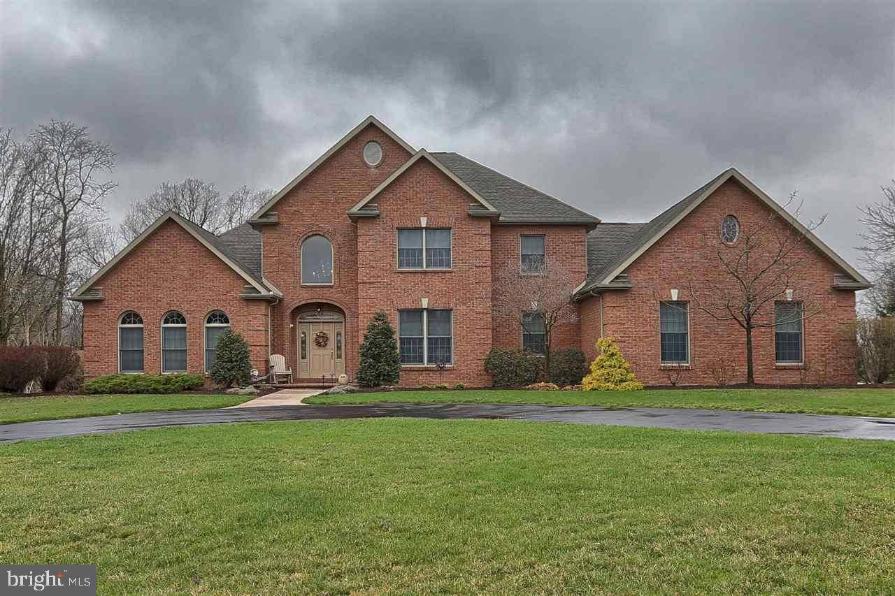 Mechanicsburg, PA 17050,10 VICKSBURG CT