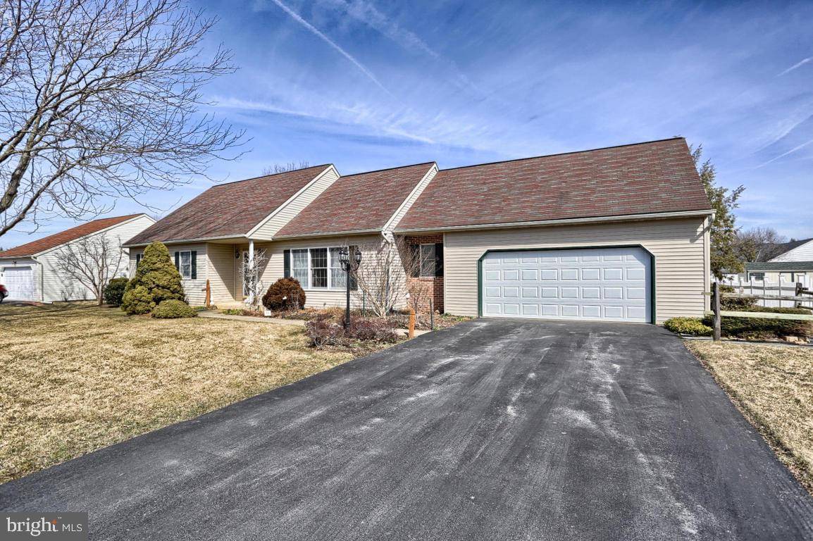 Leola, PA 17540,45 MAGNOLIA DR