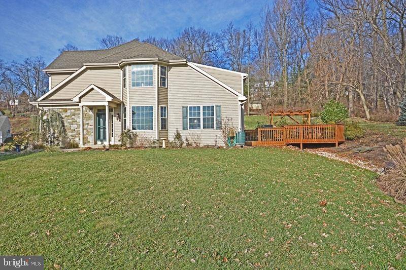 Ephrata, PA 17522,279 SPARROW LN