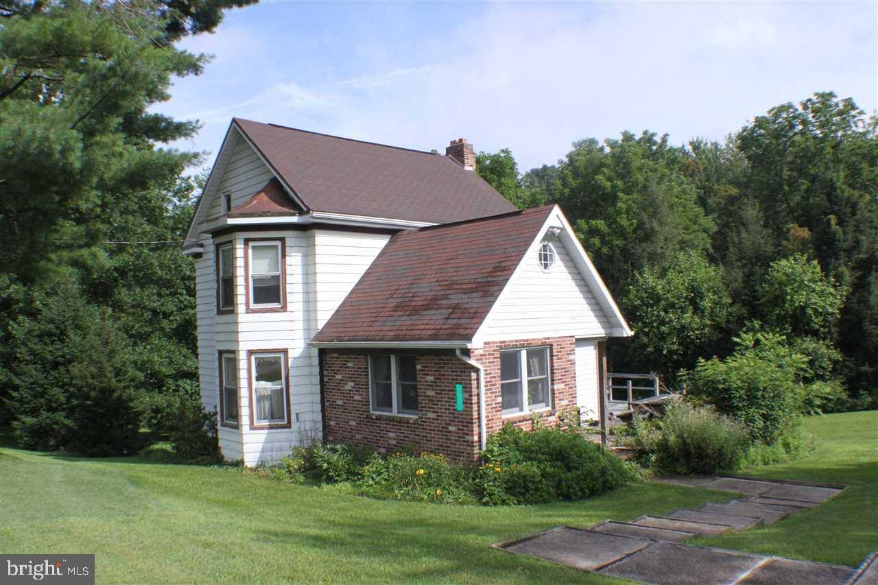 Stewartstown, PA 17363,3955 SHANGRI LA RD