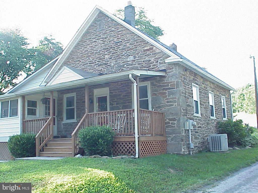 Fawn Grove, PA 17321,416 BALD EAGLE RD