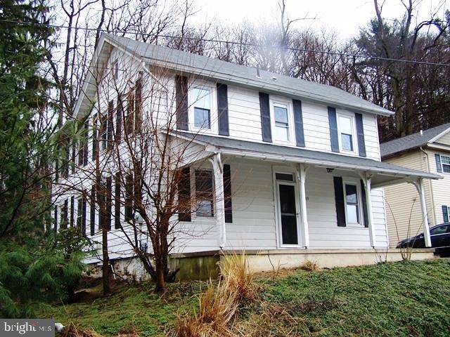 Gap, PA 17527,869 CHESTNUT ST