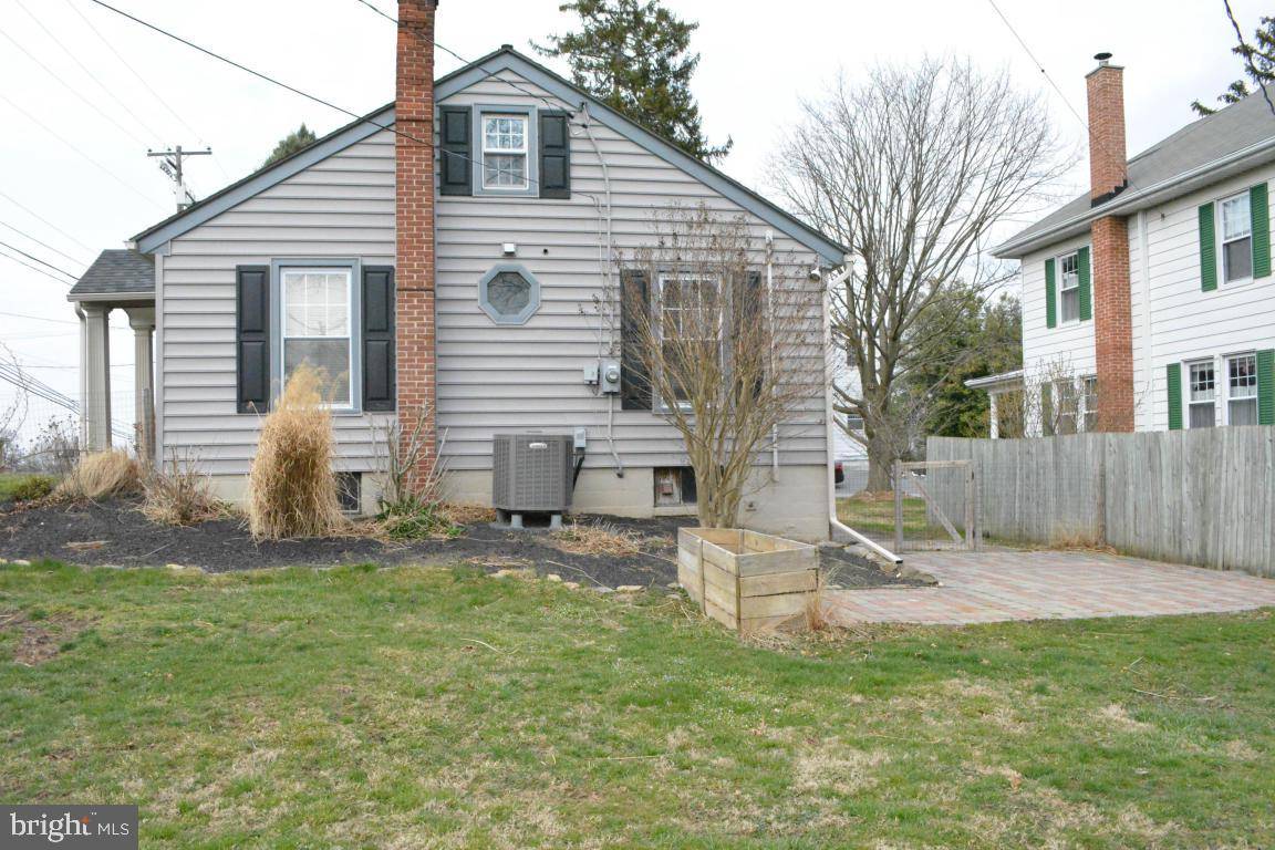 Willow Street, PA 17584,2719 WILLOW STREET PIKE