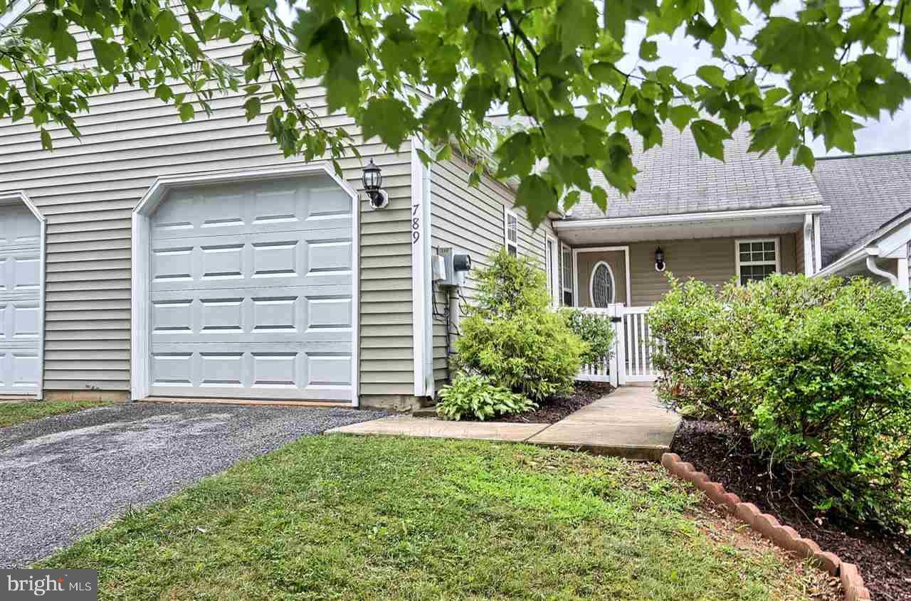 Dallastown, PA 17313,789 BLOSSOM HILL LN