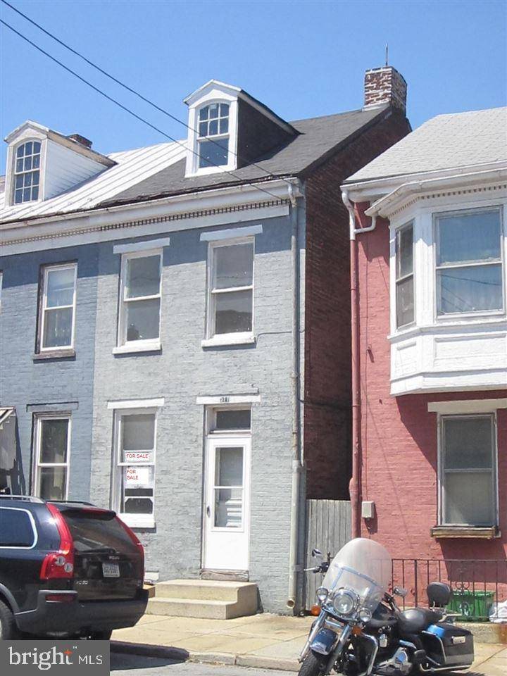 York, PA 17404,511 W PHILADELPHIA ST