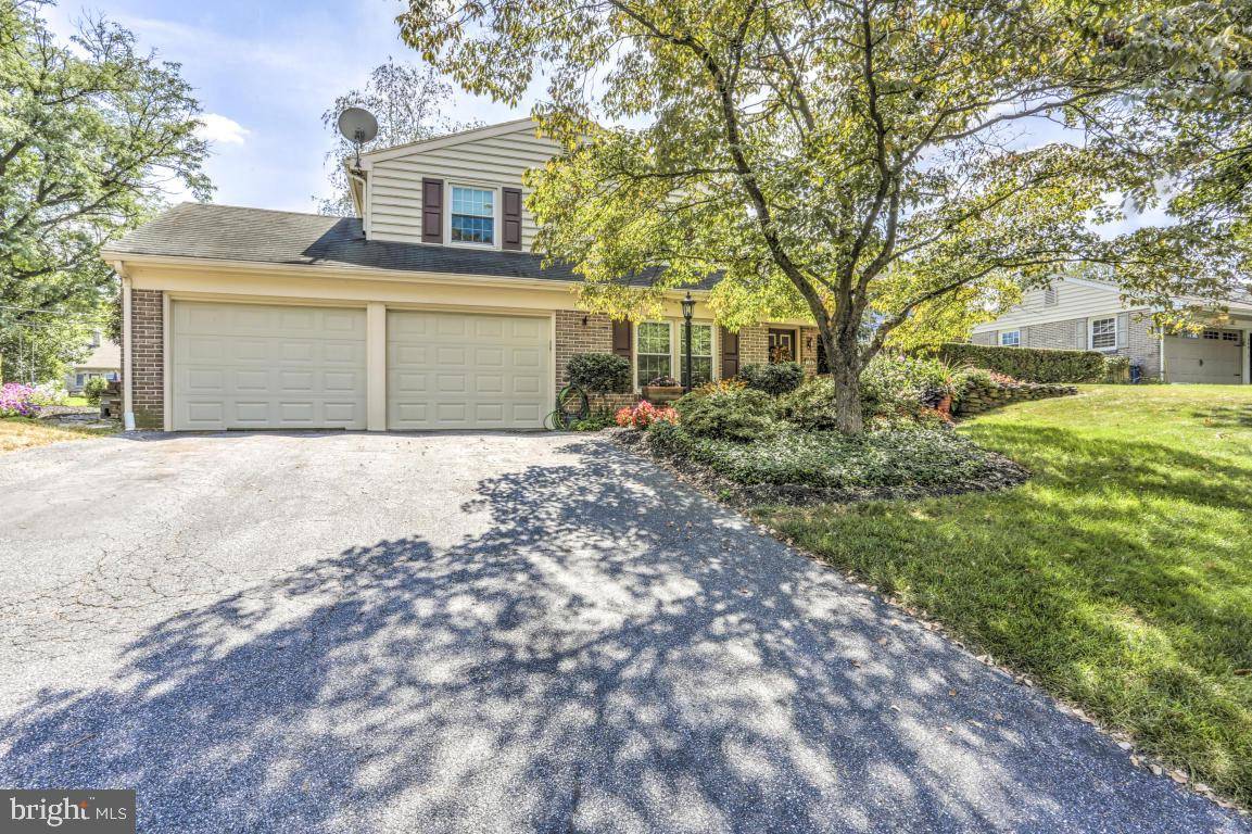 New Holland, PA 17557,344 E CONESTOGA ST