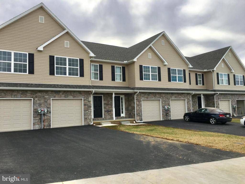 Myerstown, PA 17067,109 LINDA SUE LN #37