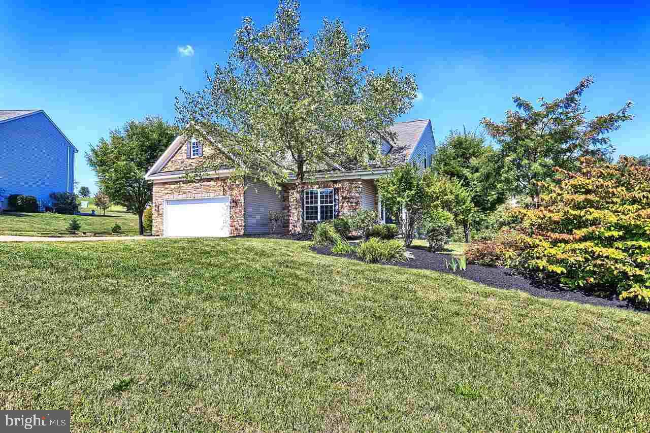 New Cumberland, PA 17070,619 SANDPIPER LN