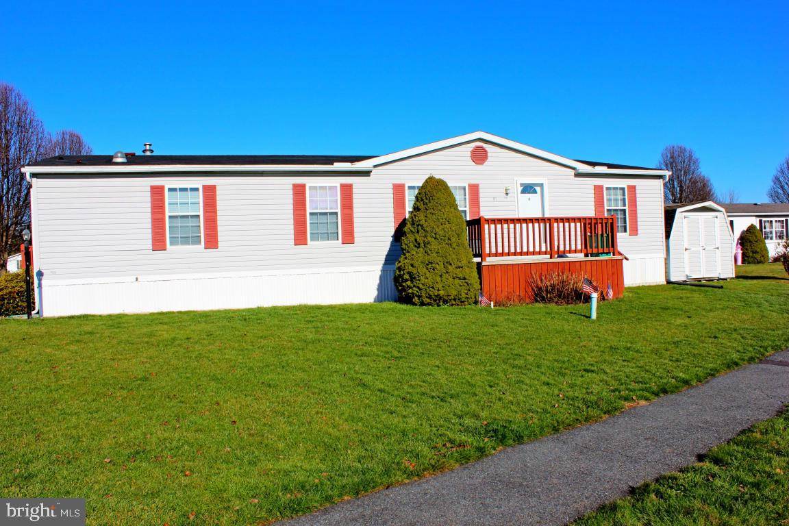 Lancaster, PA 17603,102 GOLDENROD CT