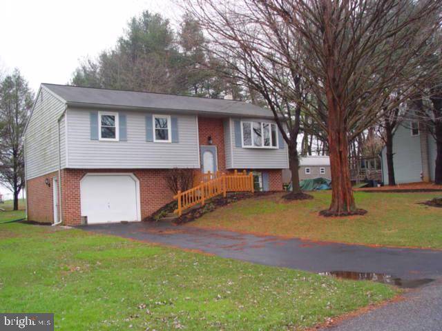 Conestoga, PA 17516,5 ORCHARD LN