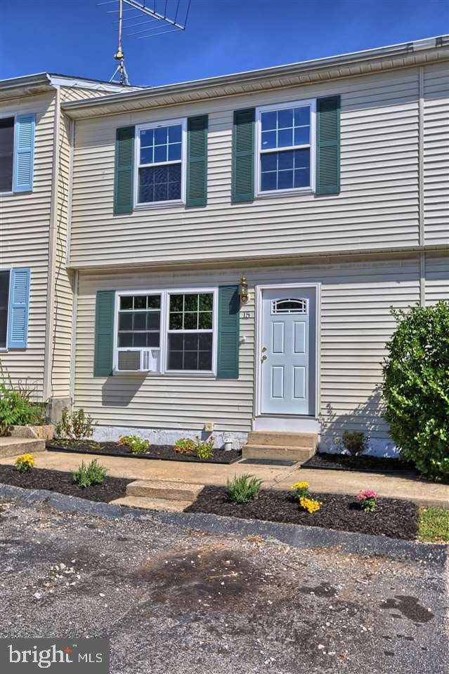 Stewartstown, PA 17363,15 CAMELOT CT