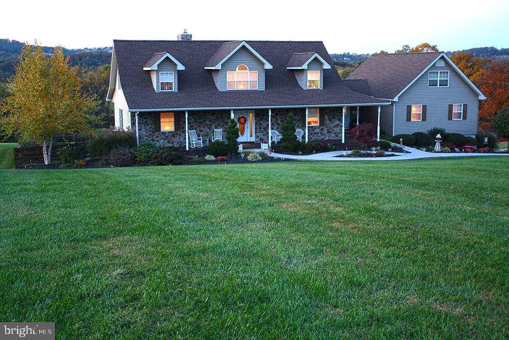 Wrightsville, PA 17368,106 COUNTRY WALK DR