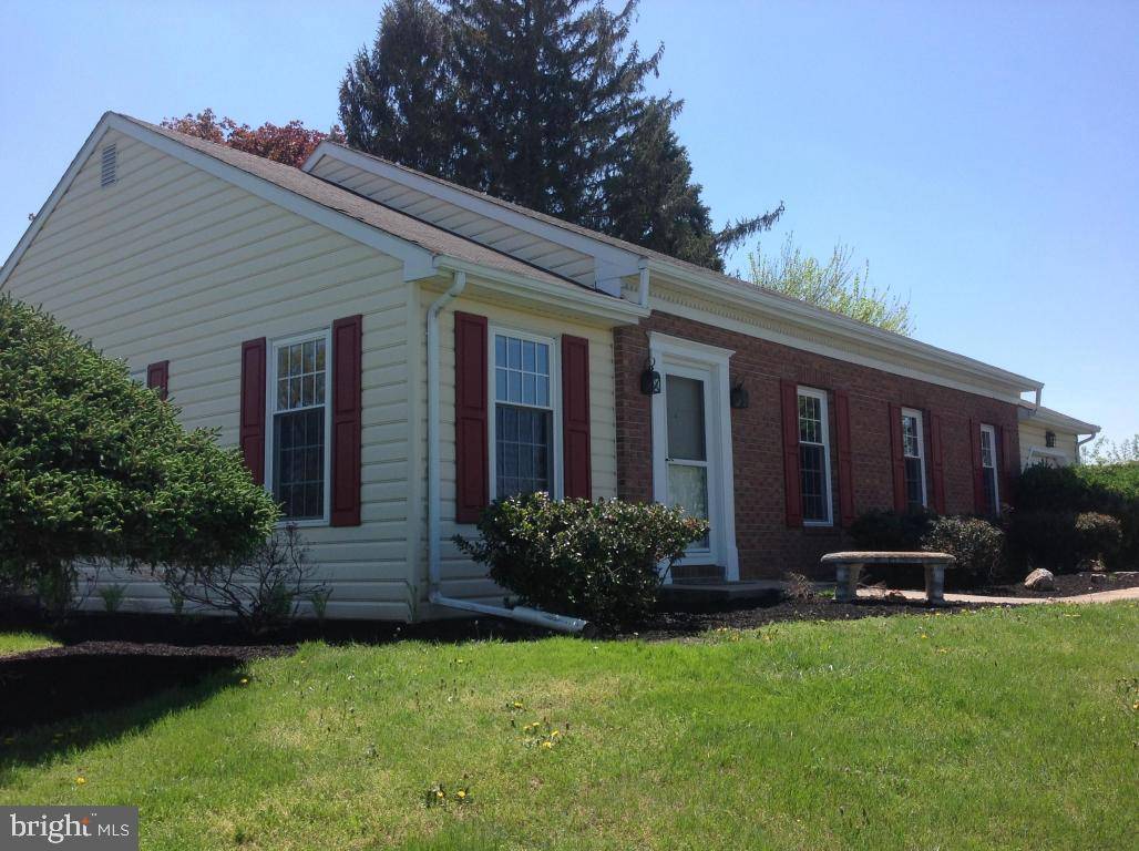 Willow Street, PA 17584,117 DORIANNE DR