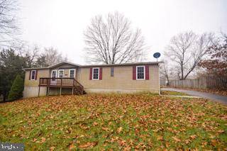 Delta, PA 17314,226 PINE TRL