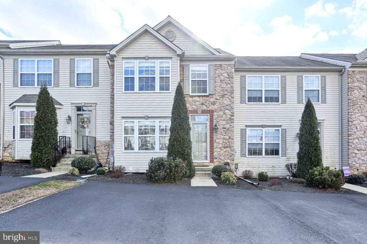 York, PA 17406,14 BUTTONWOOD LN