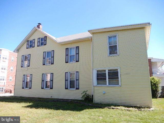 Ephrata, PA 17522,135 N STATE ST