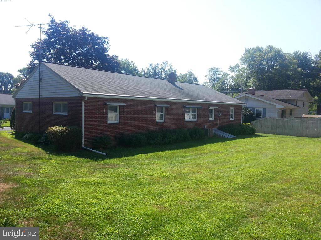 Landisville, PA 17538,144 FARM LN