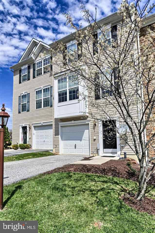 Dallastown, PA 17313,339 CLAY AVE