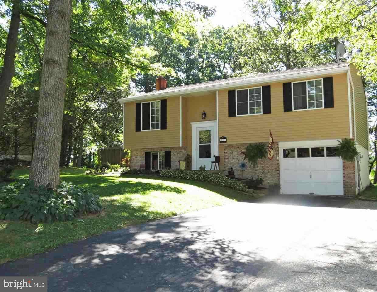 Felton, PA 17322,286 OAKBROOK DR