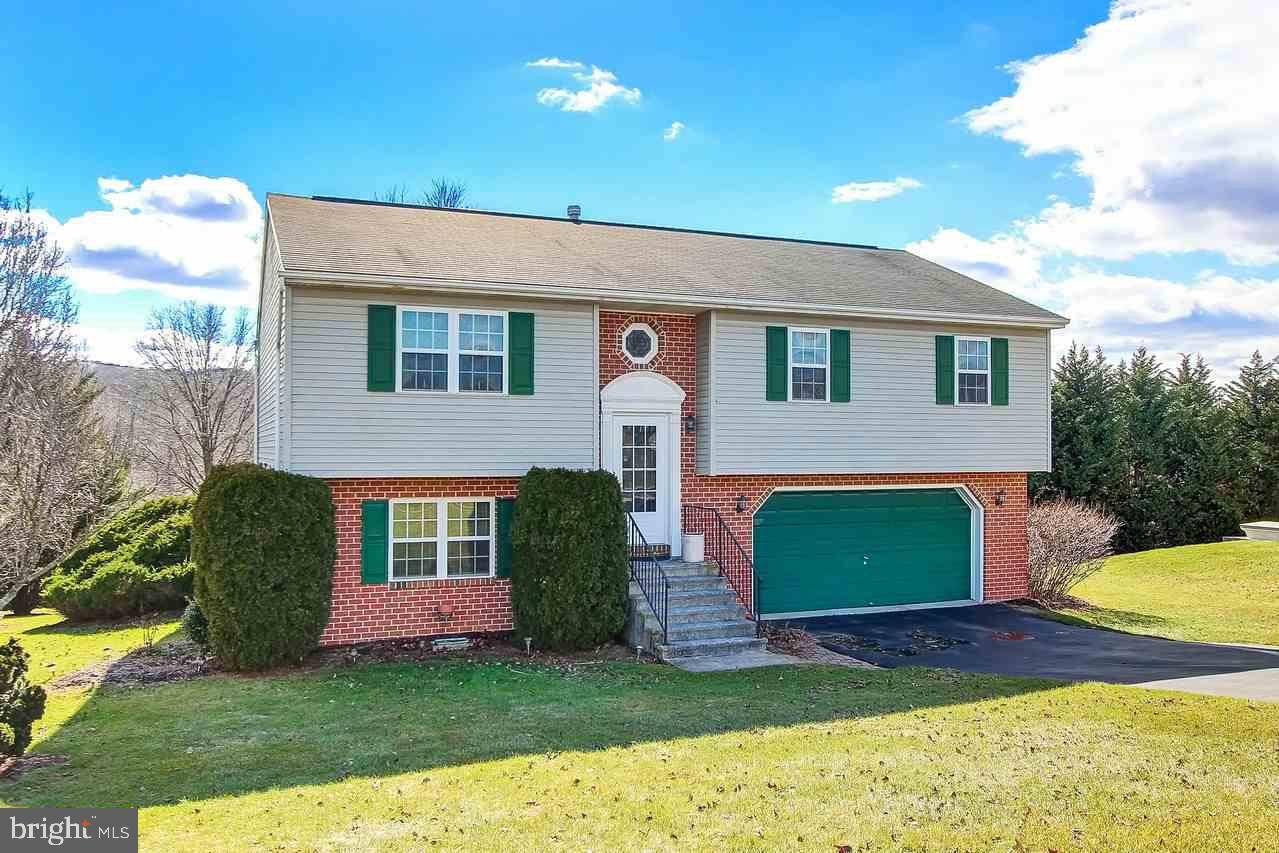 Red Lion, PA 17356,443 APPALOOSA WAY