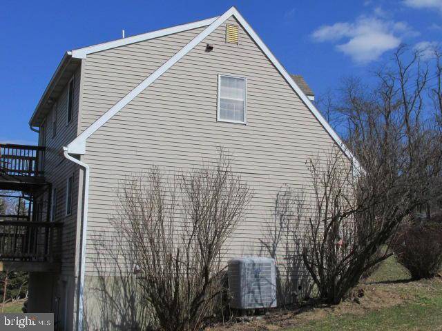 Pequea, PA 17565,181 HOUSE ROCK RD