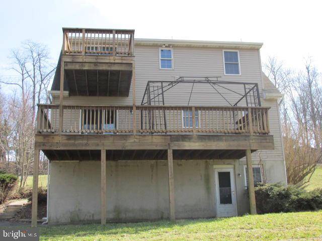 Pequea, PA 17565,181 HOUSE ROCK RD