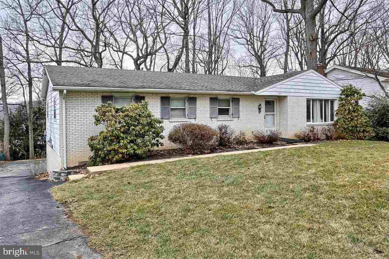 York Twp, PA 17402,324 BLUE RIDGE DR