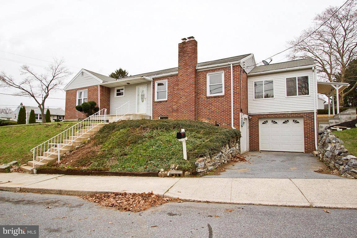 Ephrata, PA 17522,106 SPRUCE ST