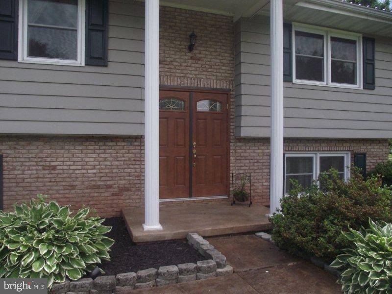 East Berlin, PA 17316,211 GARDEN LN