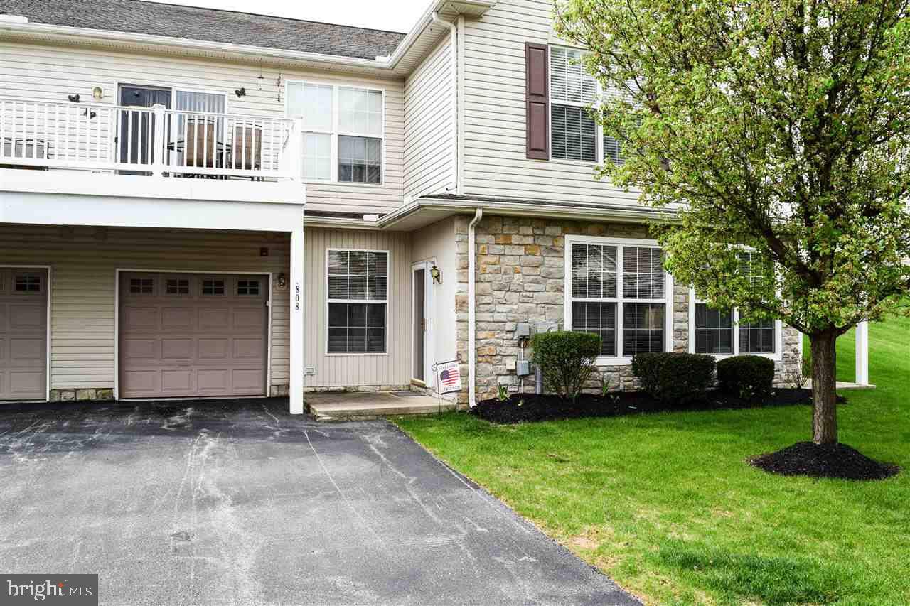 Stewartstown, PA 17363,808 CRESTVIEW LN