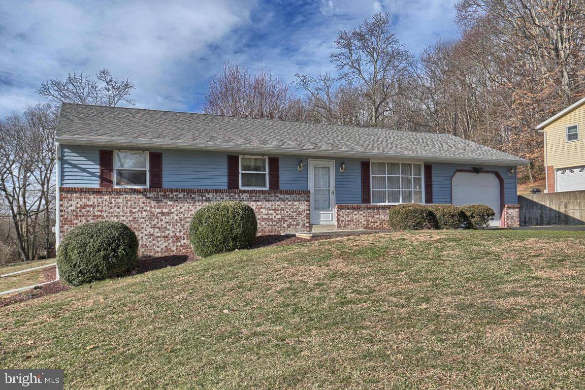 Pequea, PA 17565,20 DEBBIE LN